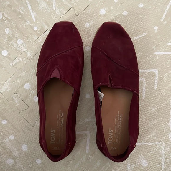 Burgundy TOMS - Picture 1 of 6
